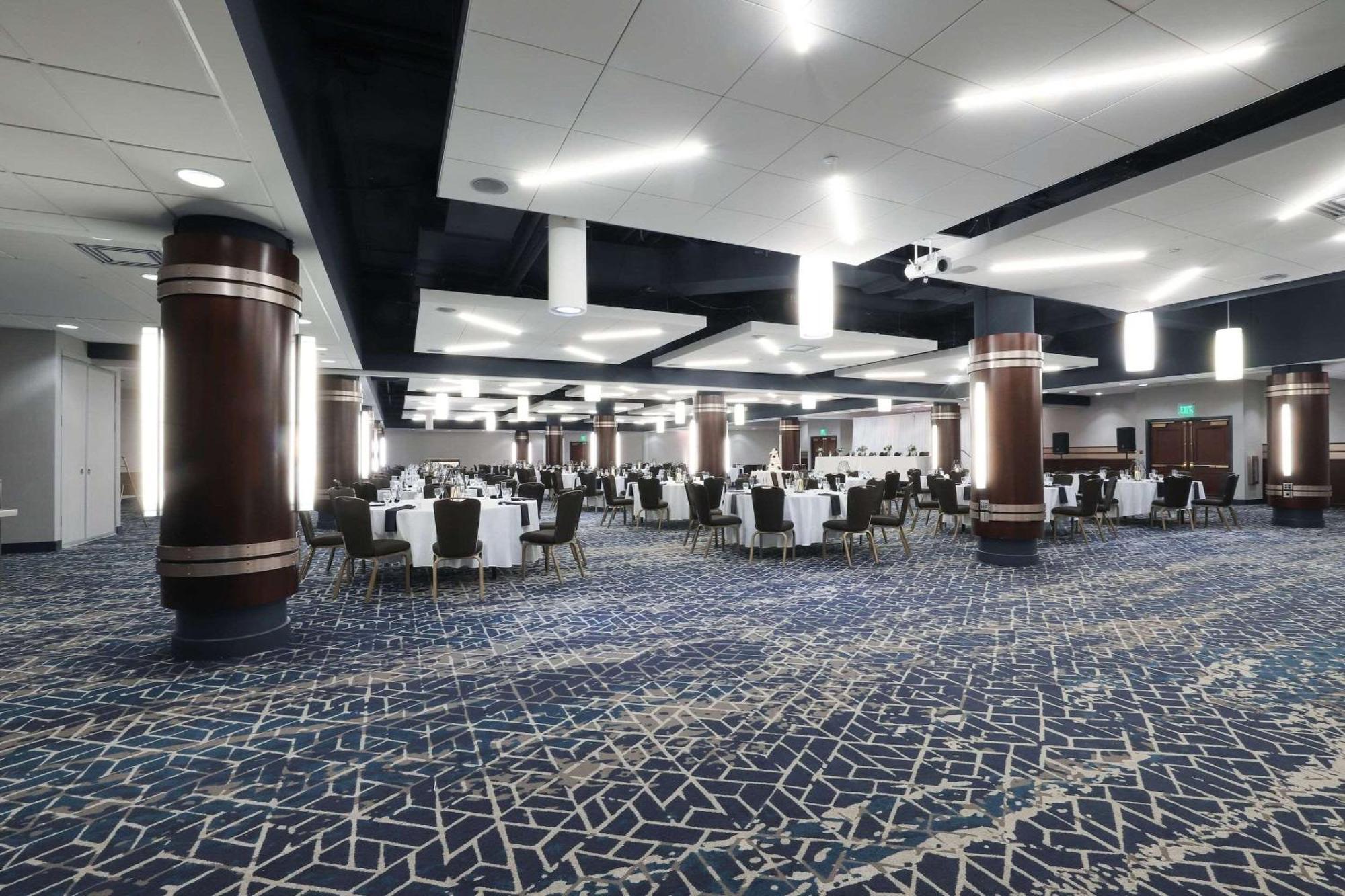 Radisson Plaza Hotel And Suites Kalamazoo Buitenkant foto