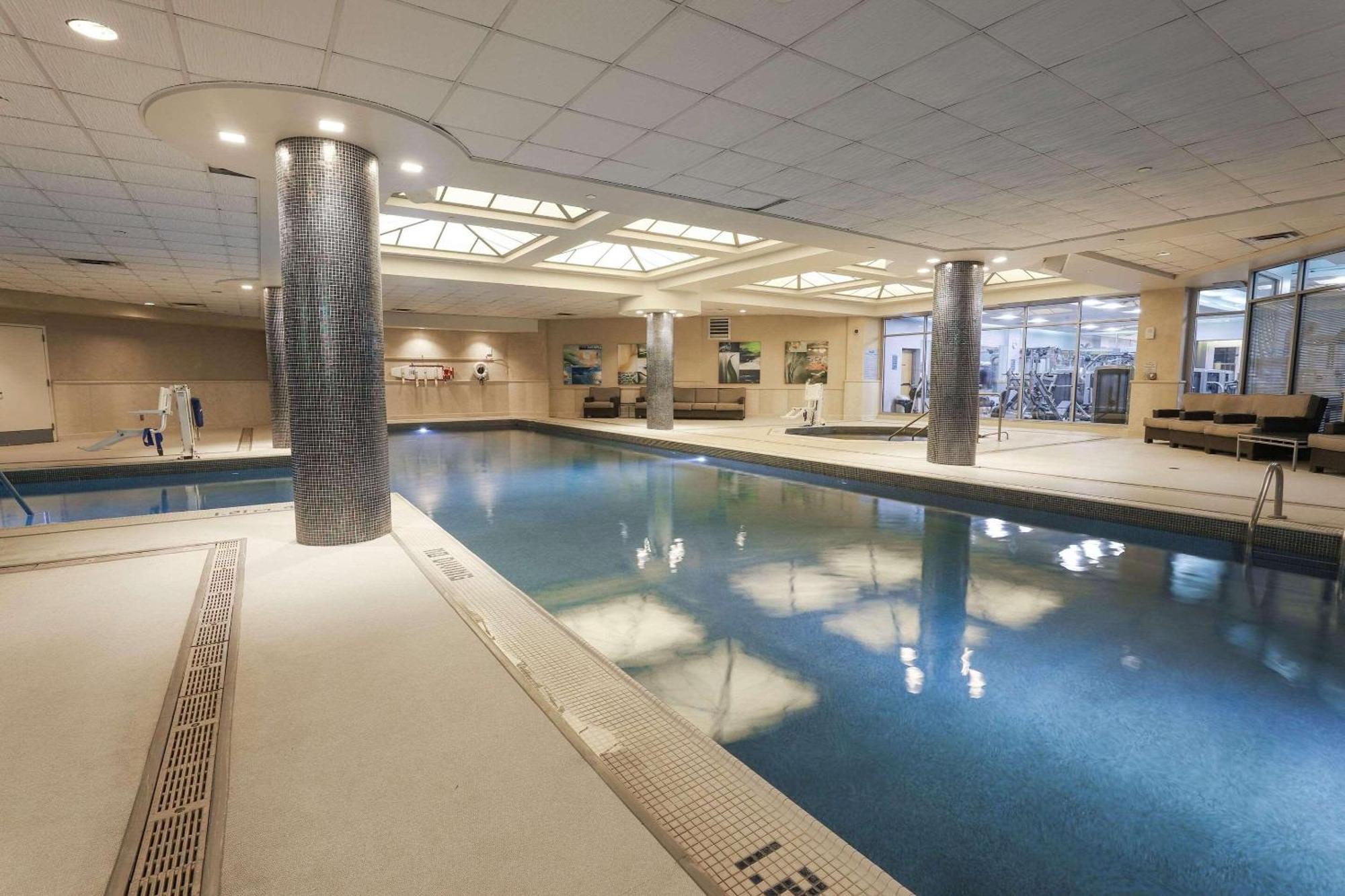 Radisson Plaza Hotel And Suites Kalamazoo Buitenkant foto