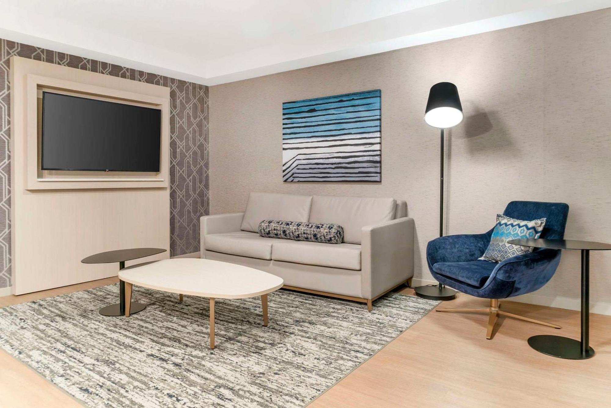 Radisson Plaza Hotel And Suites Kalamazoo Buitenkant foto